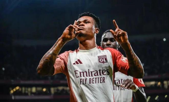 屡次出现 屡次出现