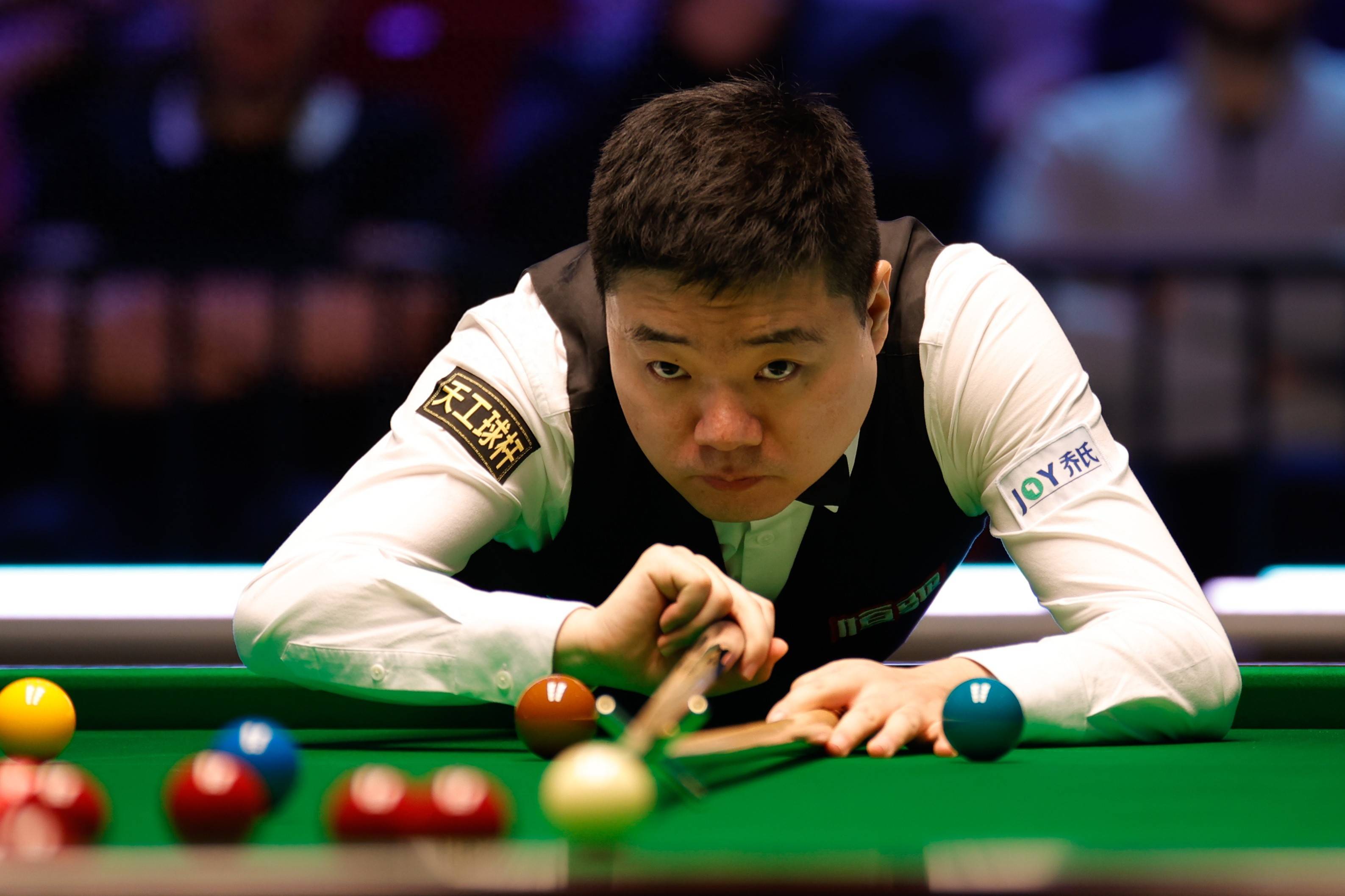 手的猛攻 手的猛攻