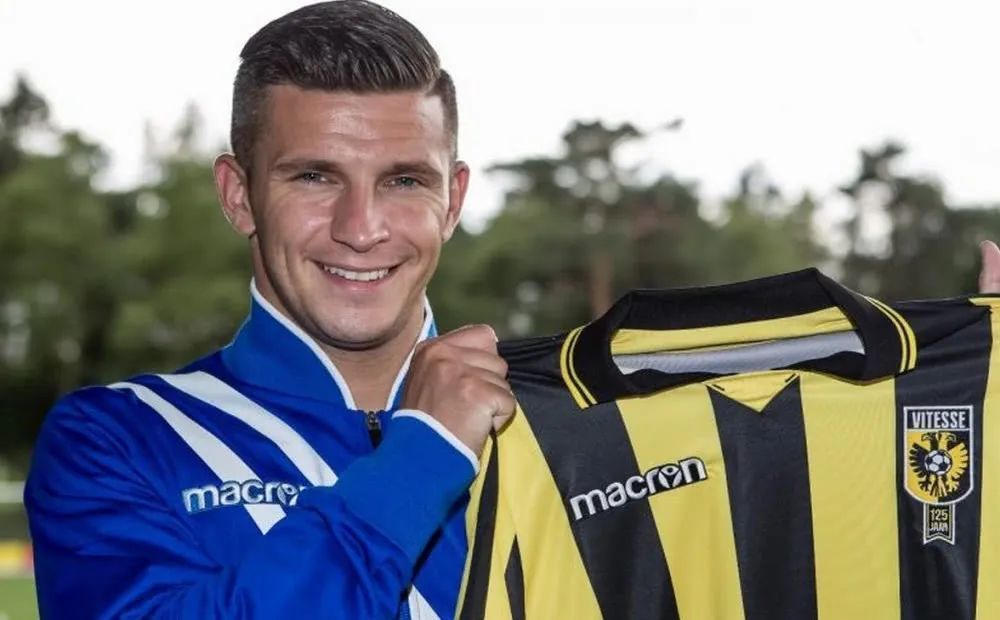 更反映了巴 更反映了巴