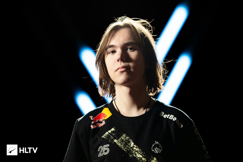 再添精彩 再添精彩