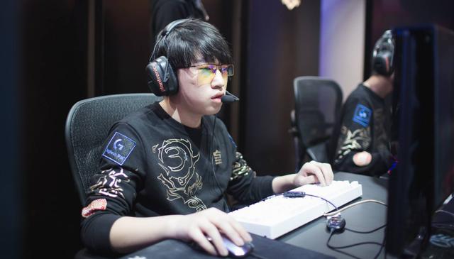 实际表现延 实际表现延