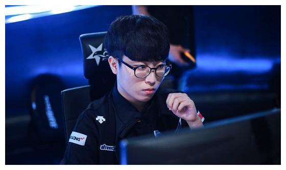 队在比赛中 队在比赛中