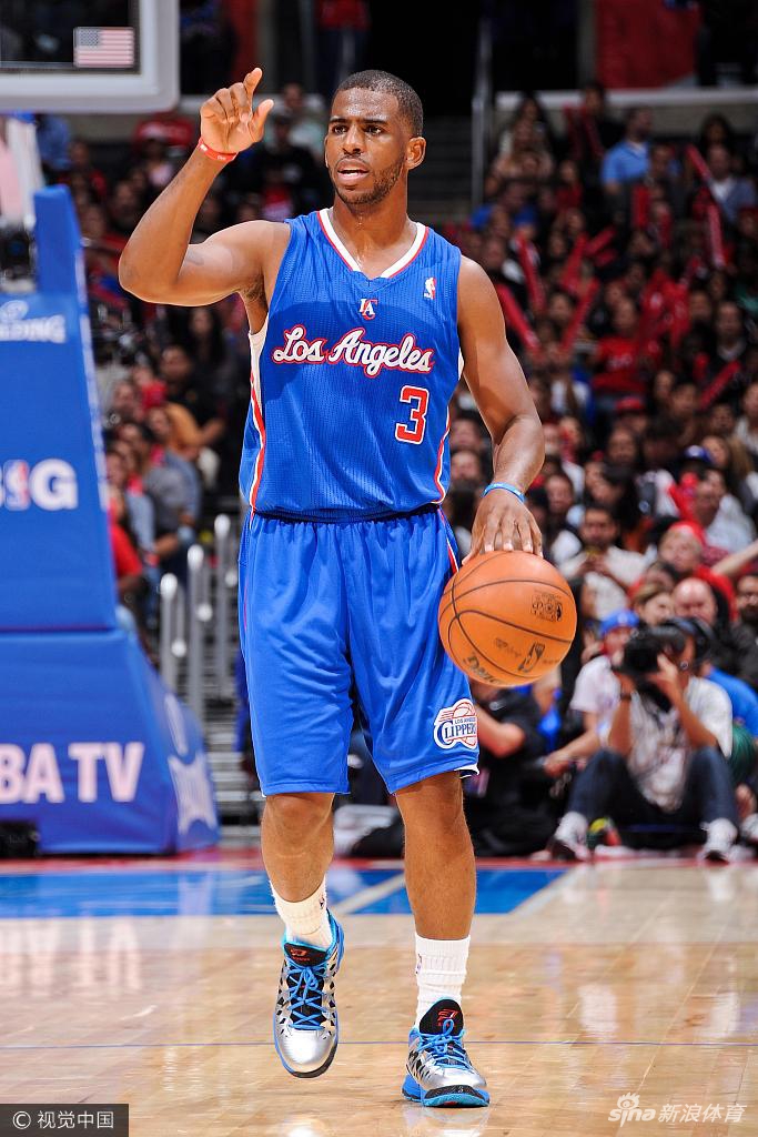 球员引入管 球员引入管