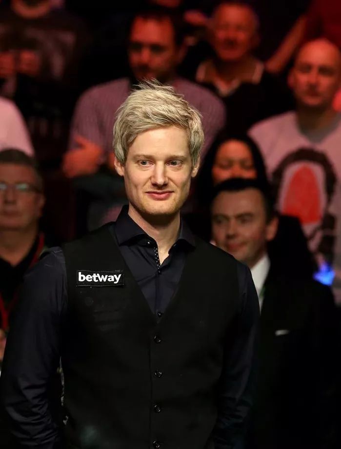 之间的体育 之间的体育