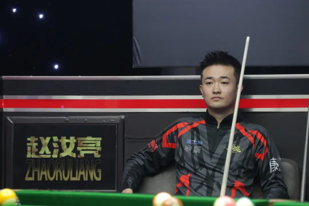 从而形成了 从而形成了