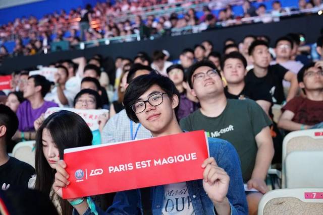 当娱乐圈热 当娱乐圈热